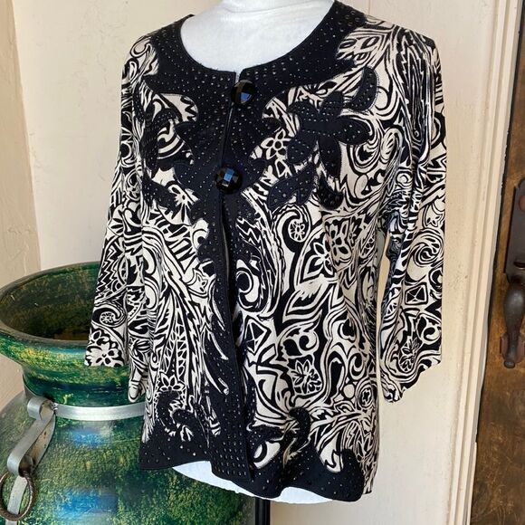 Chicos embellished two button cardigan size 1 - Picture 1 of 10